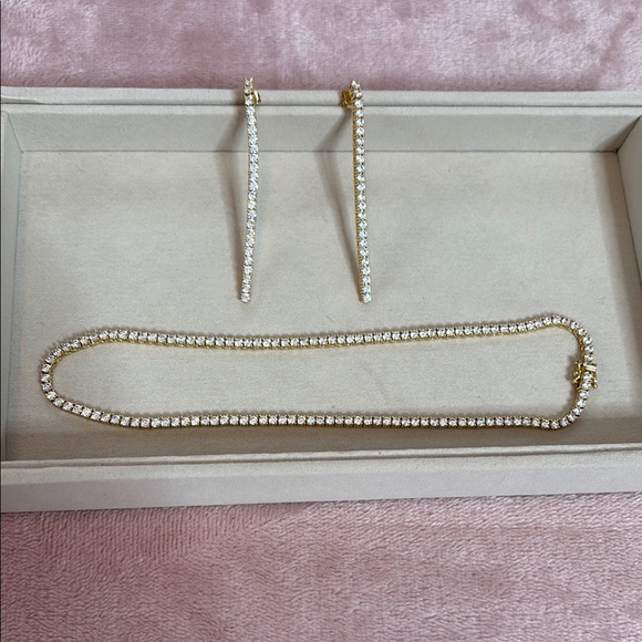 XIXI Elegant Gold and Silver Jewelry Set - Picture 1 of 1